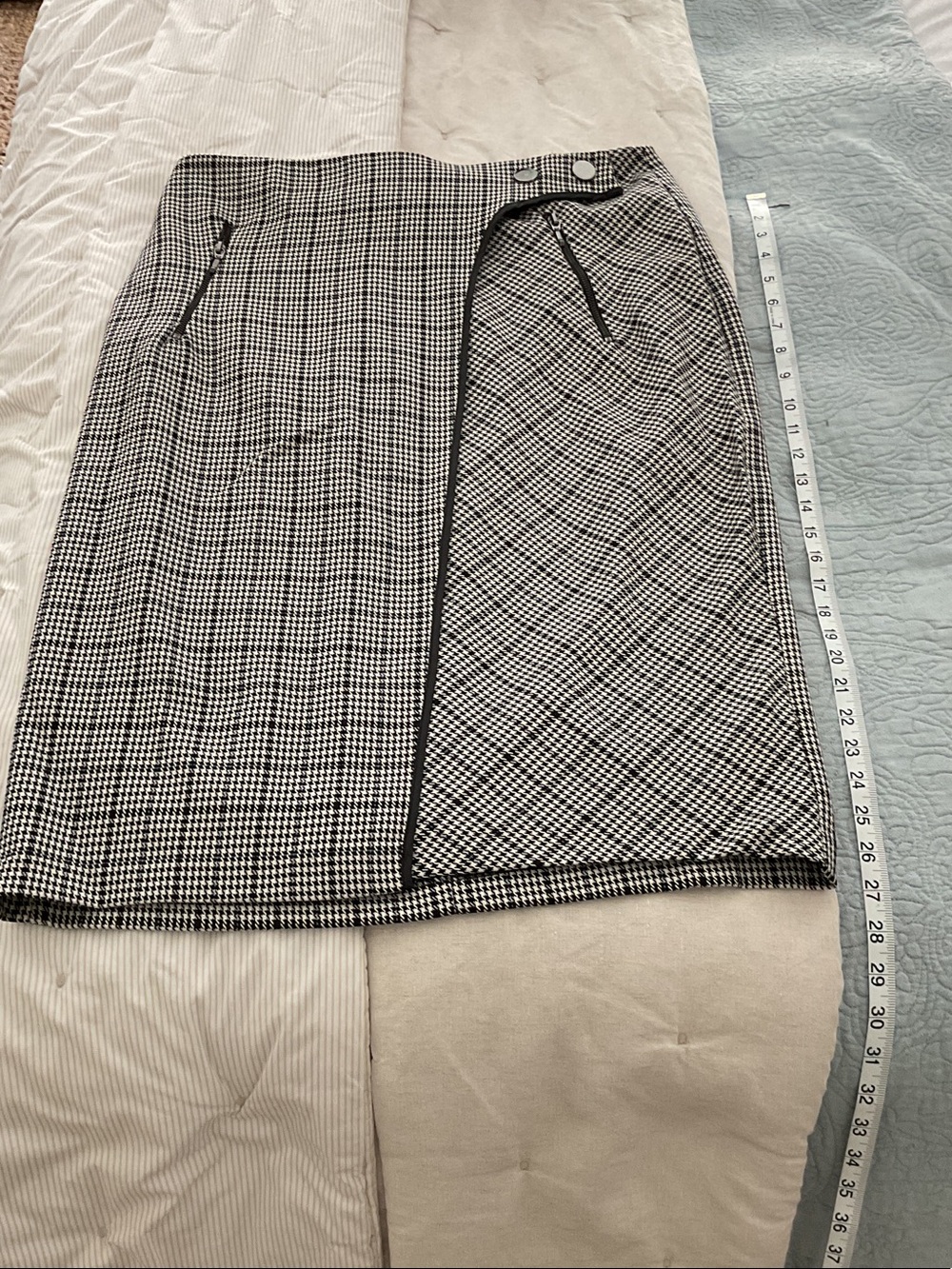Pencil skirt